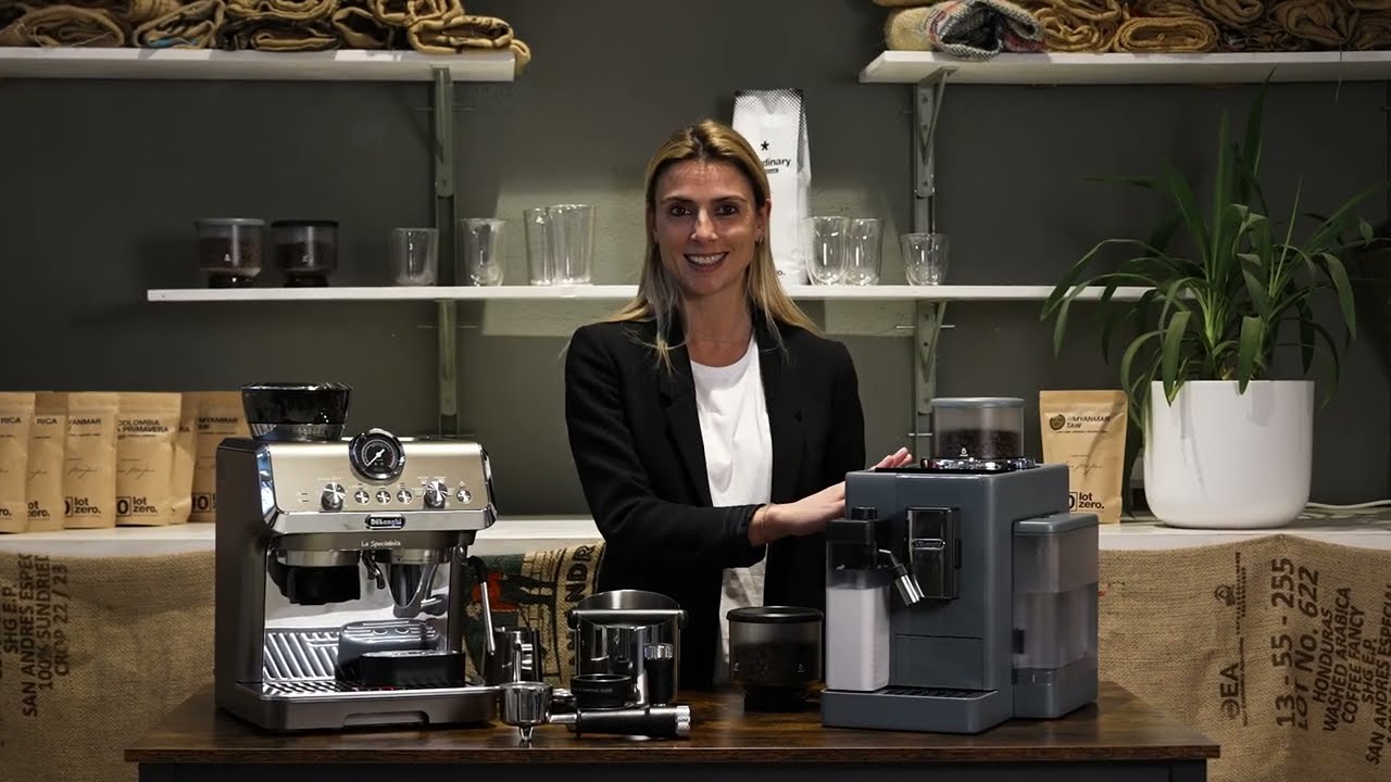 Macchine per caffè: manuale o automatica? Scopri le differenze tra Rivelia e La Specialista