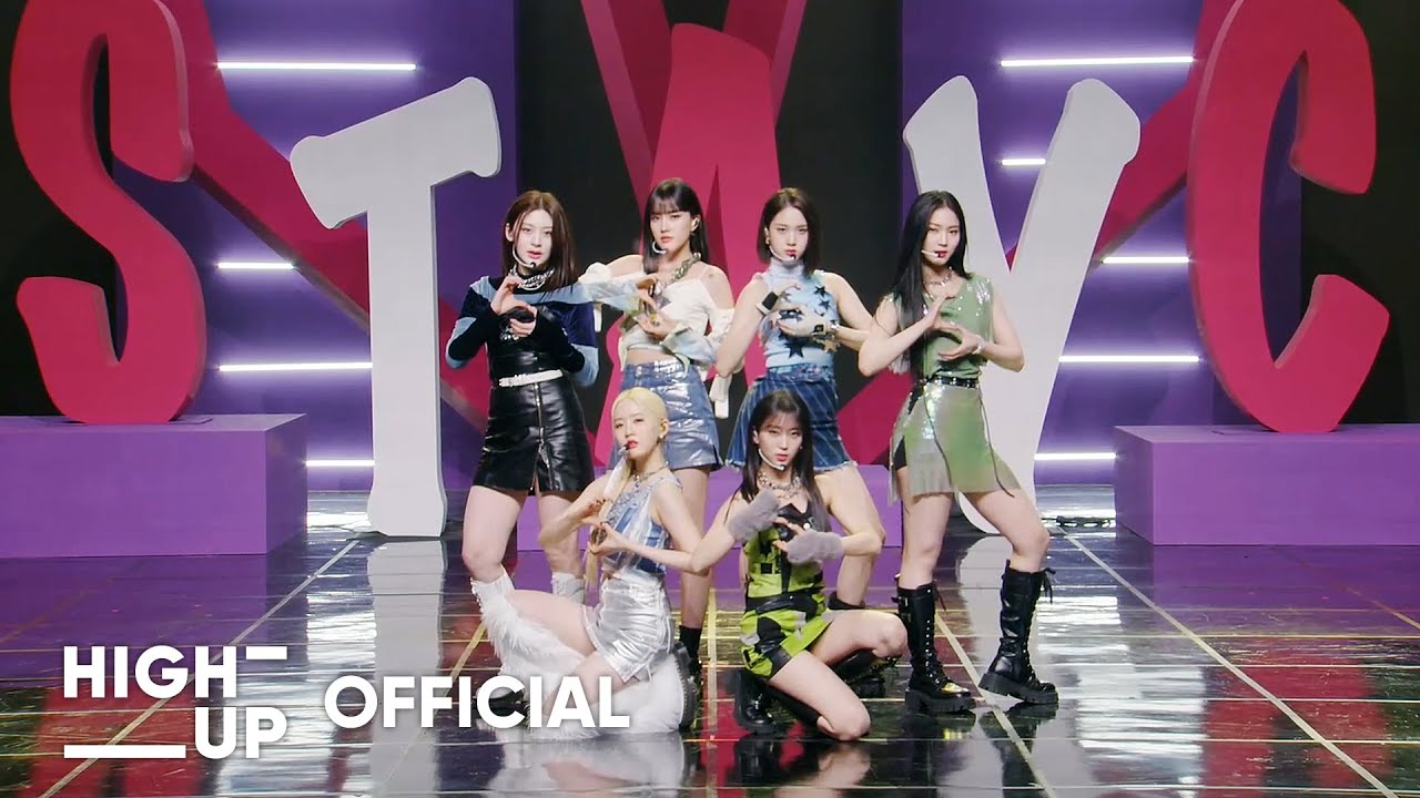 STAYC(스테이씨) ‘RUN2U’ Showcase Performance