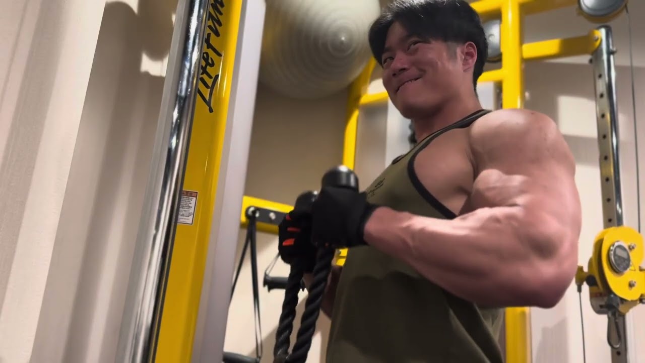 腕トレ　ARM DAY