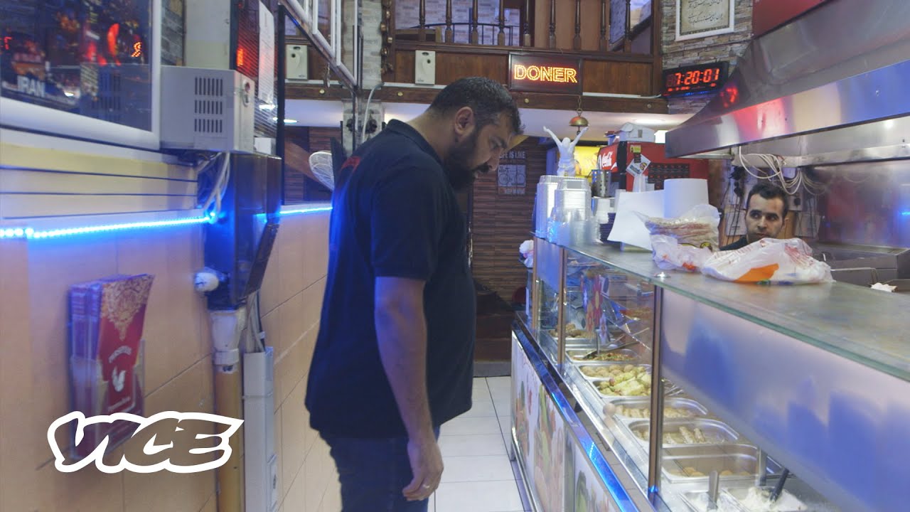 Μετανάστης Eπιχειρηματίας στο Kέντρο της Αθήνας