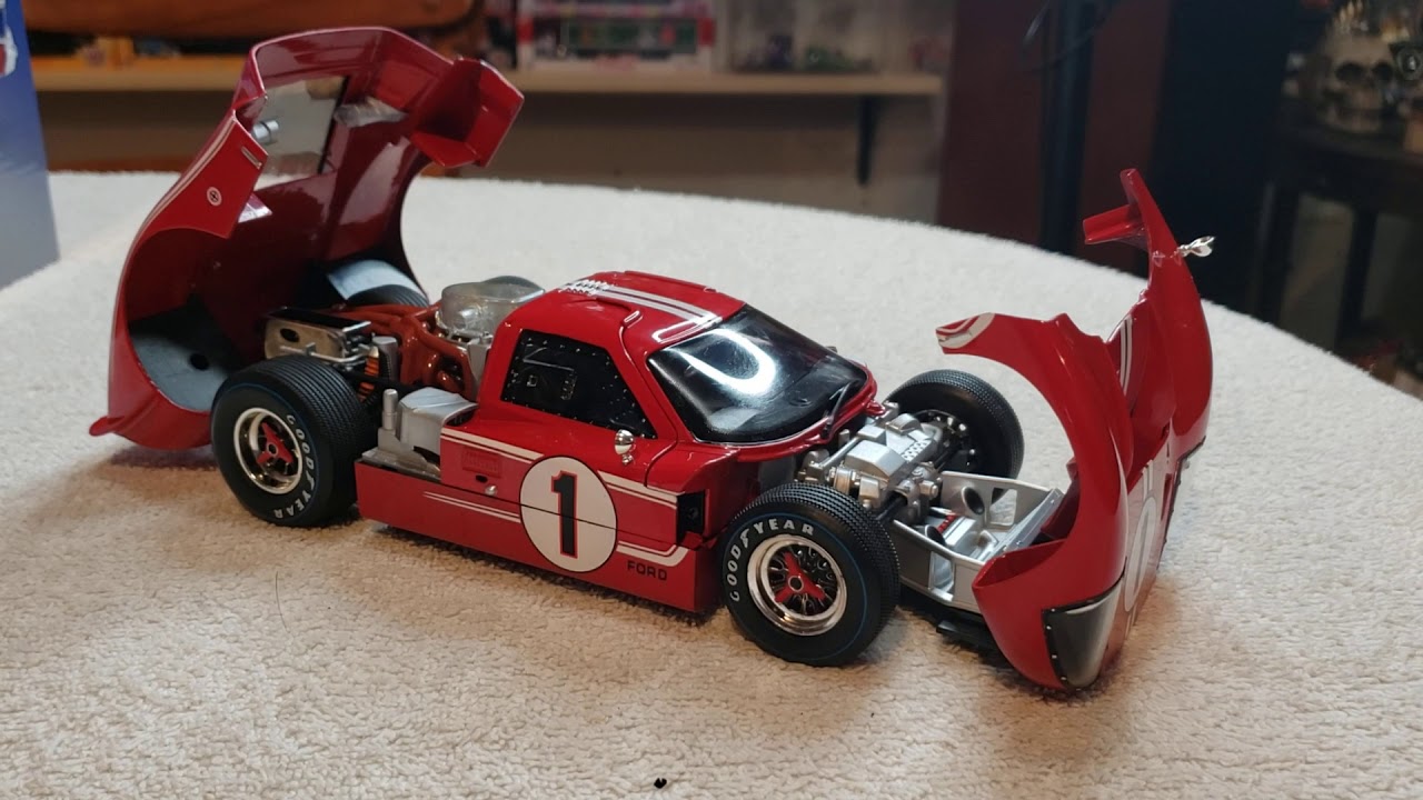 SHELBY COLLECTIBLES 1967 GT40 MK IV