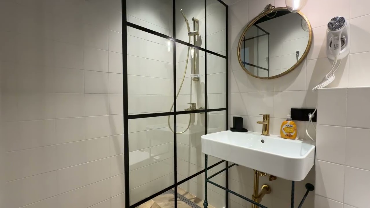 Apartment In Georgia