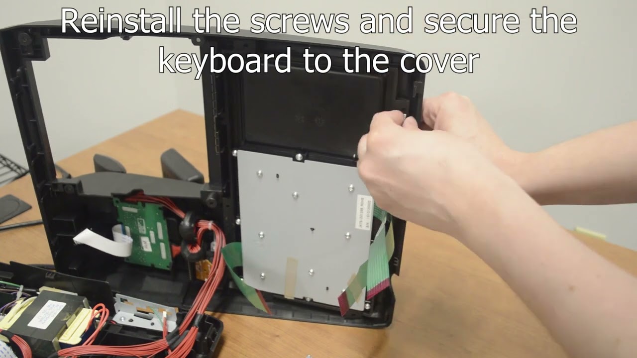 Removing and Installing the Keyboard for the ER-900 and SPS-300 Series