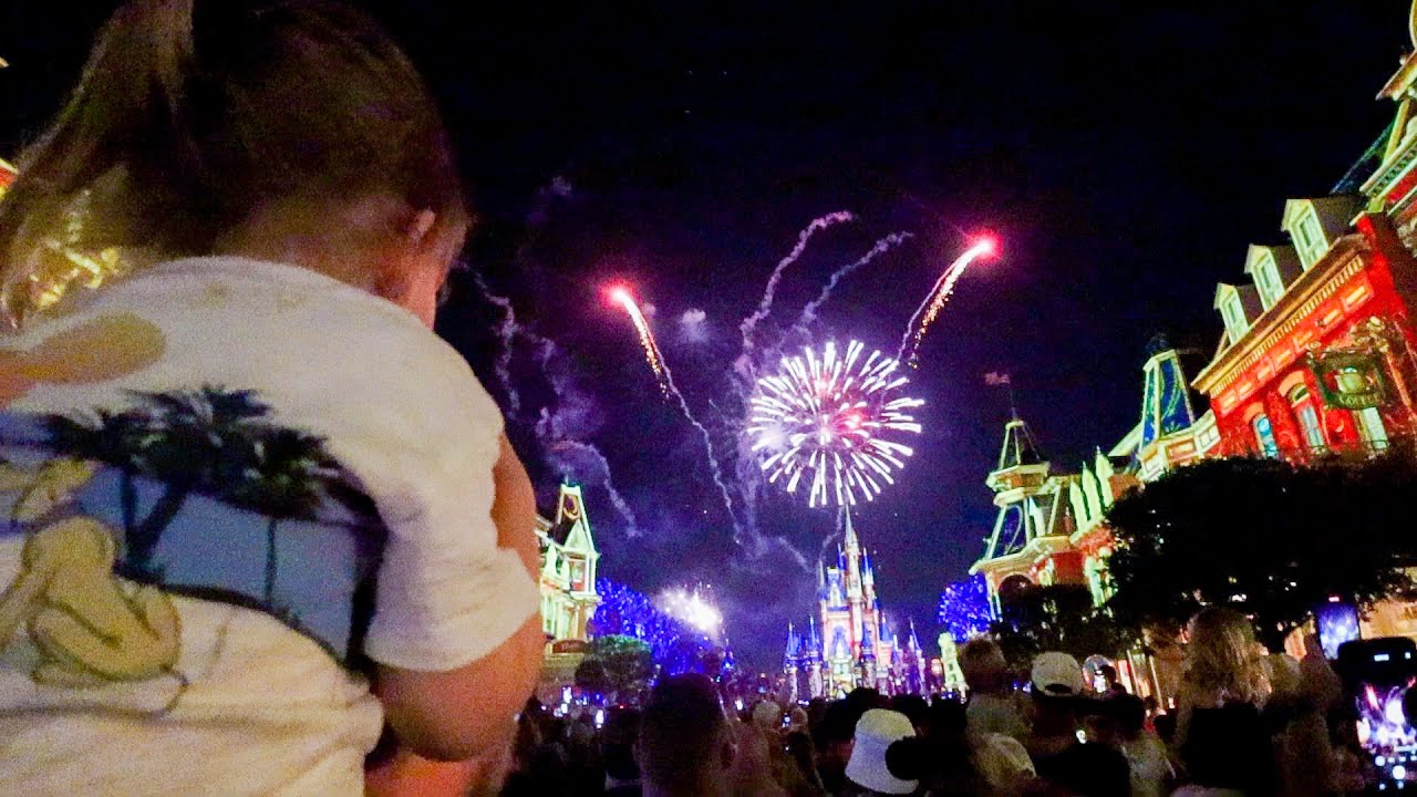 Voor het eerst de vuurwerkshow bij Disney World Magic Kingdom zien | Vloggloss 3095