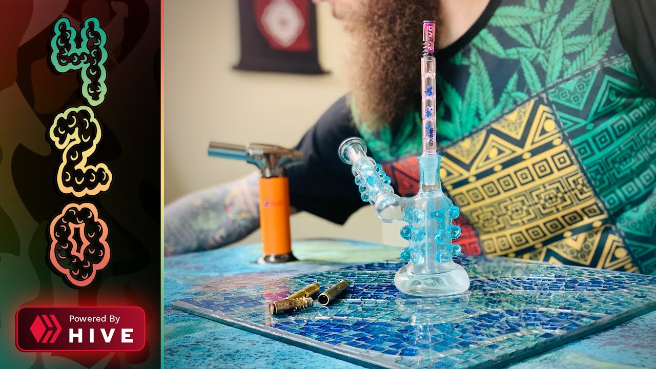 Celebrating 420 with my Dynavap M and new glass bubbler ⚗️👁️&zwj;🗨️💨🛢
