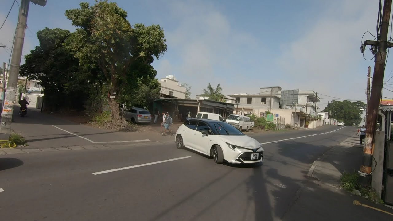 Sleep with noise around Residence Kennedy Quatre Bornes POV Mauritius