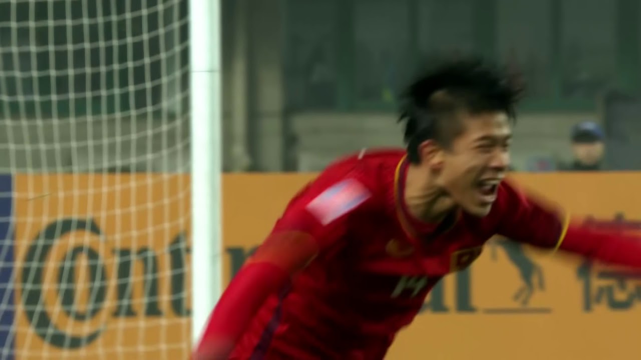 ​ Phan Van Duc grabs the extra time equalizer for Vietnam!