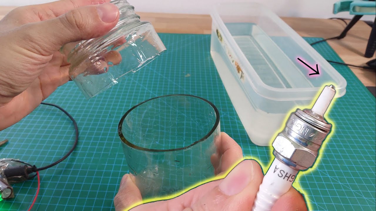 Cómo cortar vidrio con bujías
