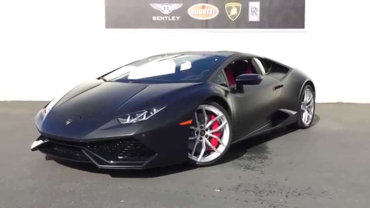 Matte Black Lamborghini Huracán