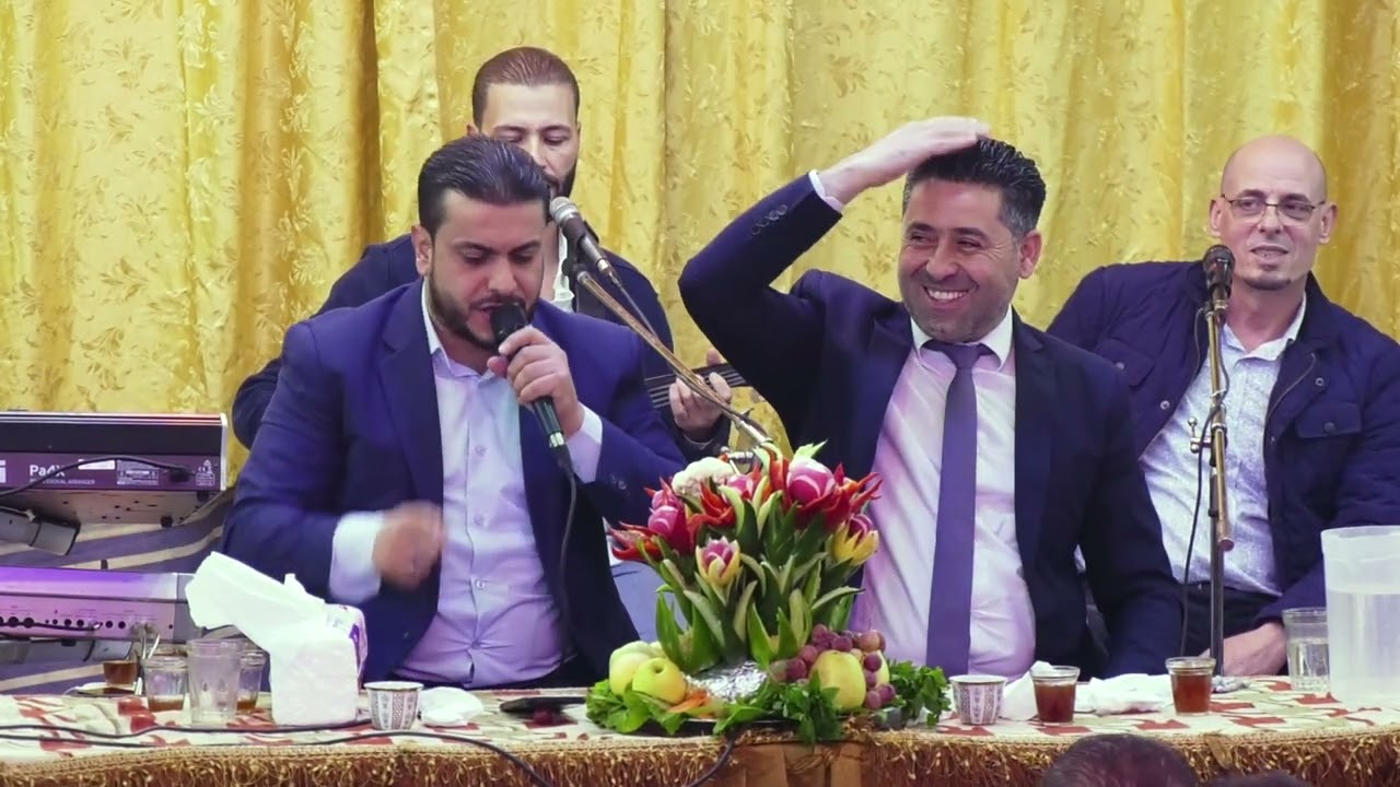 الشاعر زكريا يحيى والشاعر بشار الشربجي عرس المهندس منير علي بلان 5
