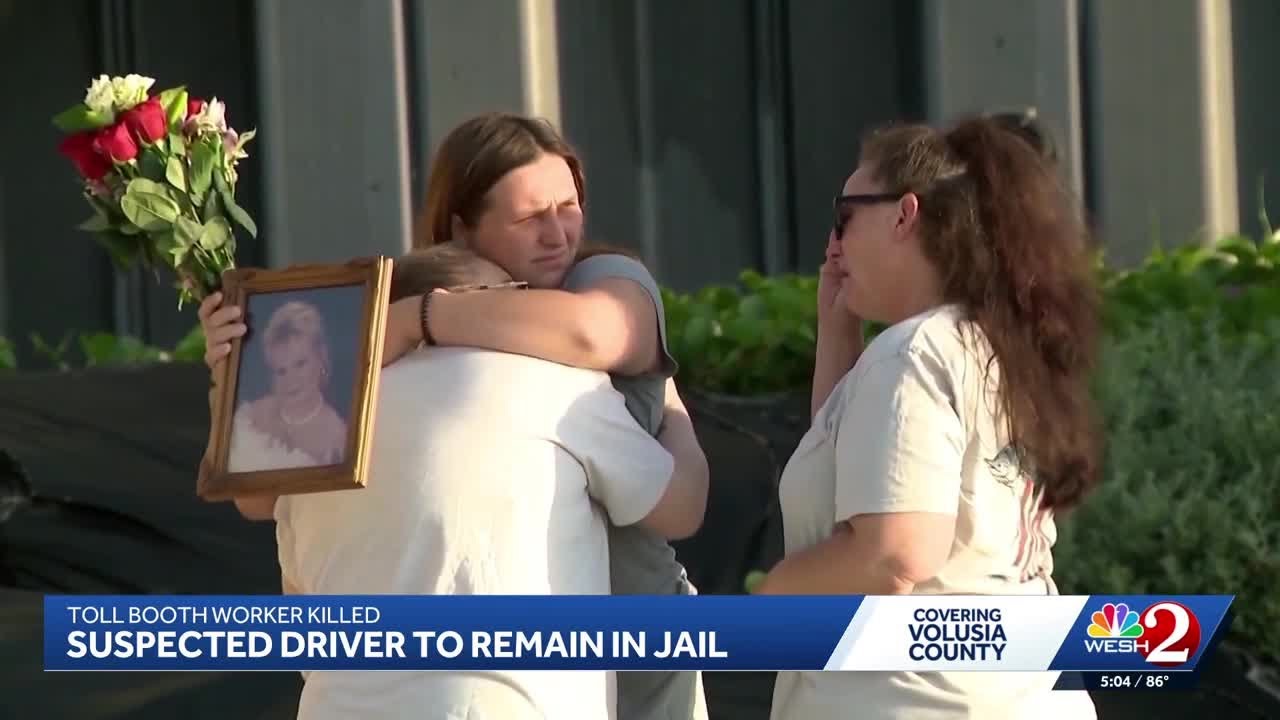 Judge orders Deanna Harrell to be held without bond in fatal toll booth crash case