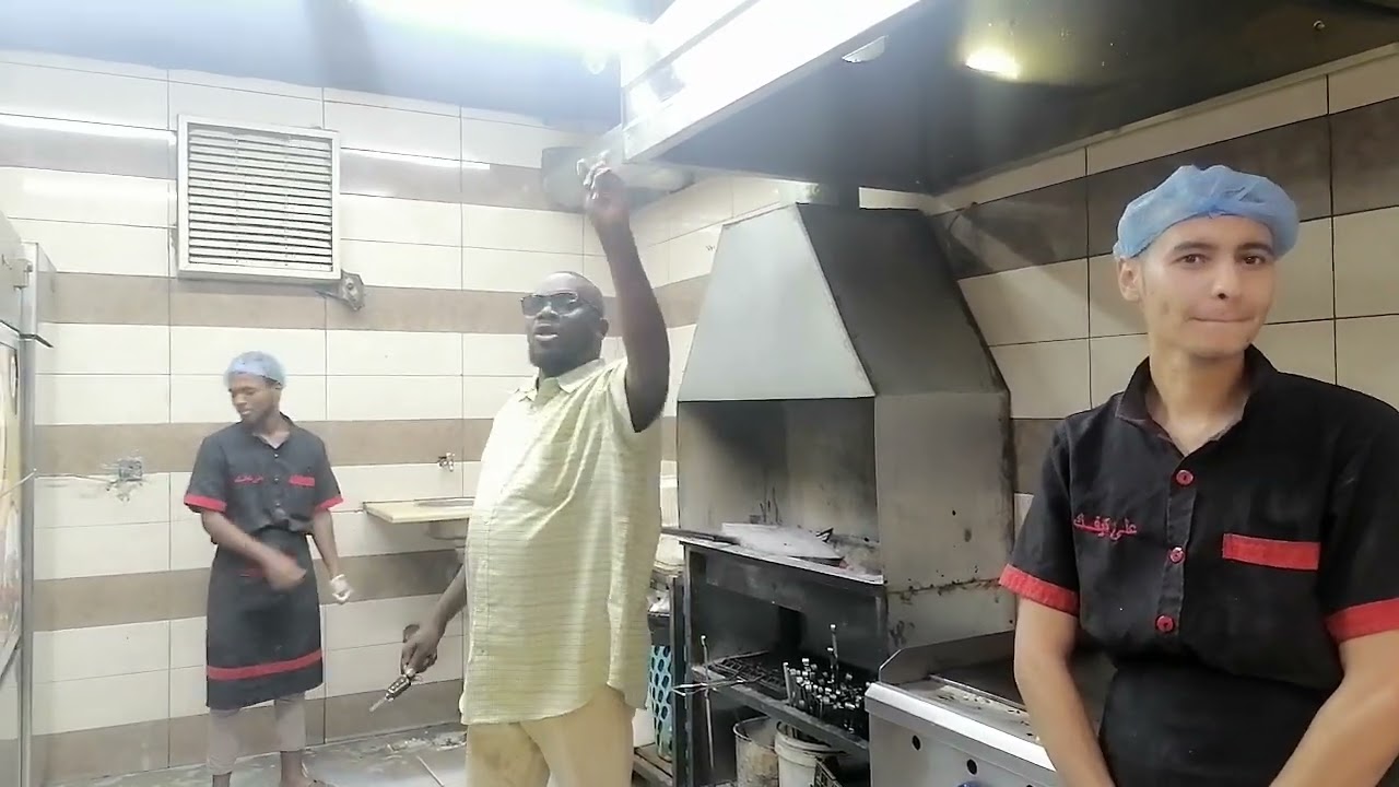 بدر خلعة 😎 مطعم علي كيفك الرياض 🥙🥗