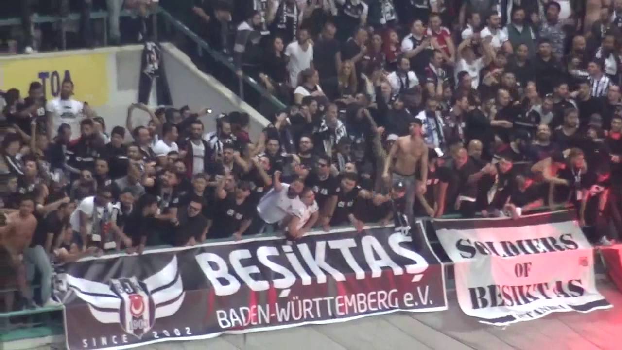Besiktas On Tour Napoli 2016 By Underground Vidéo