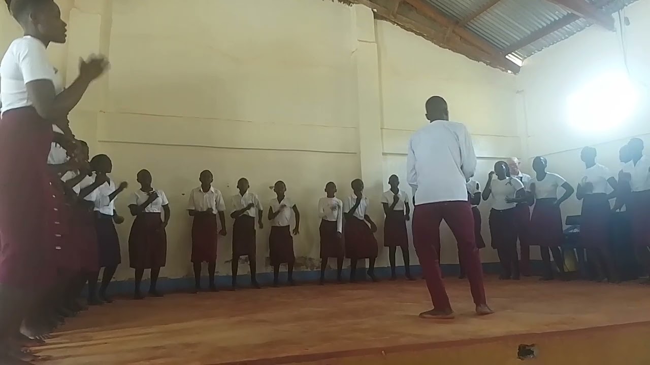 Nyantaro junior girls Mungu akanena na Musa