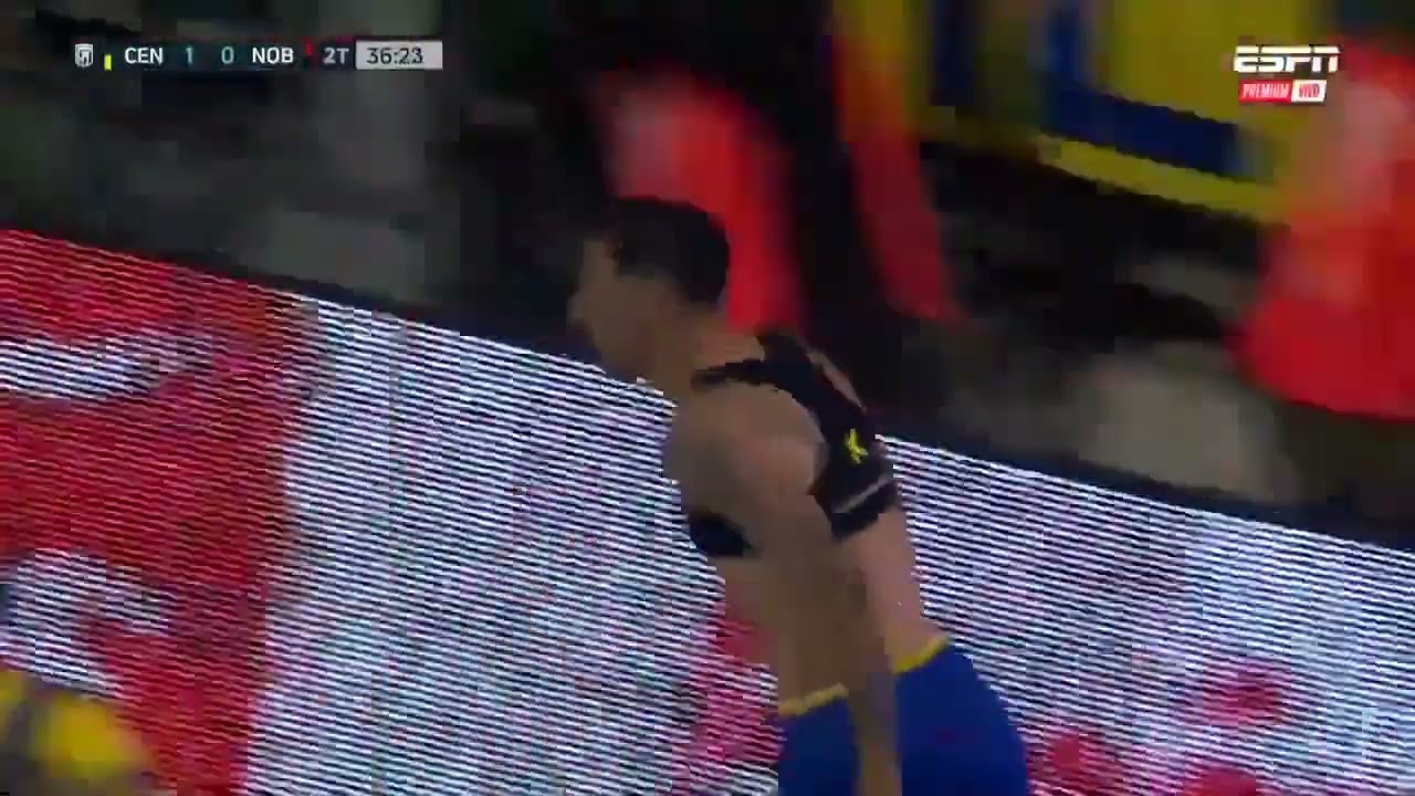 Incredible free kick goal by Angel Di Maria 