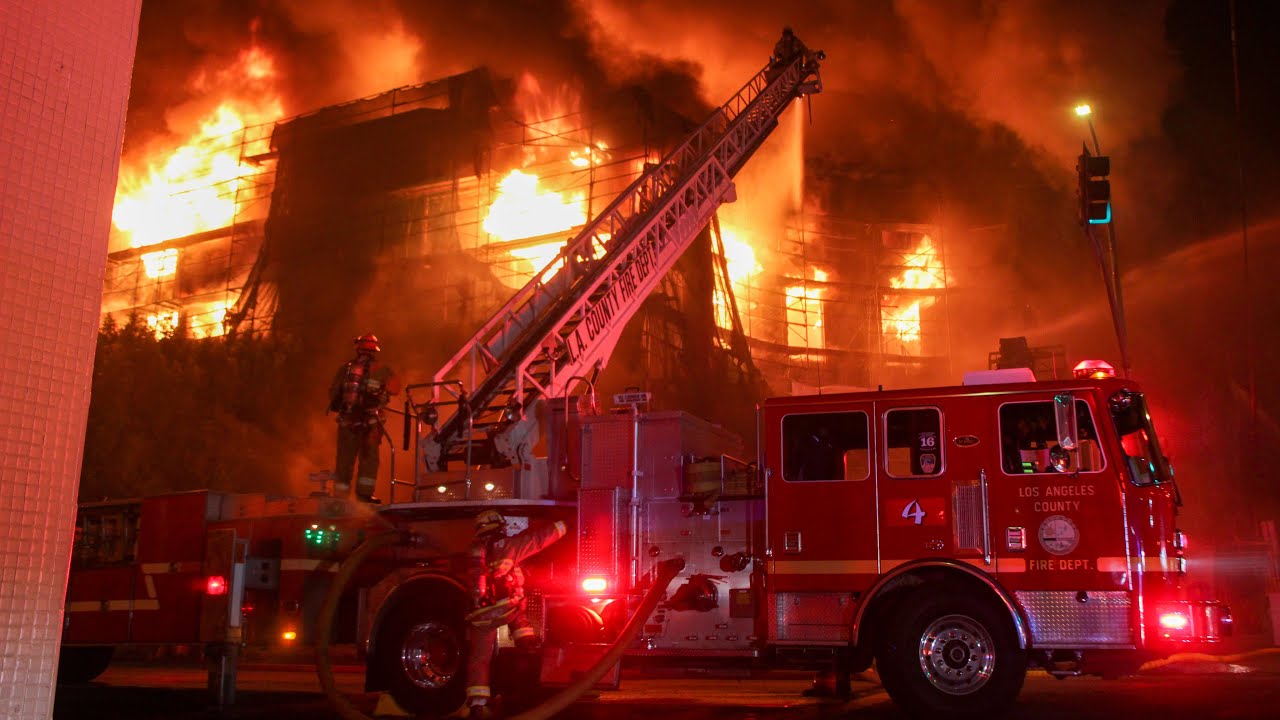 Massive 3-Alarm Construction Site Fire / East LA 9.16.20