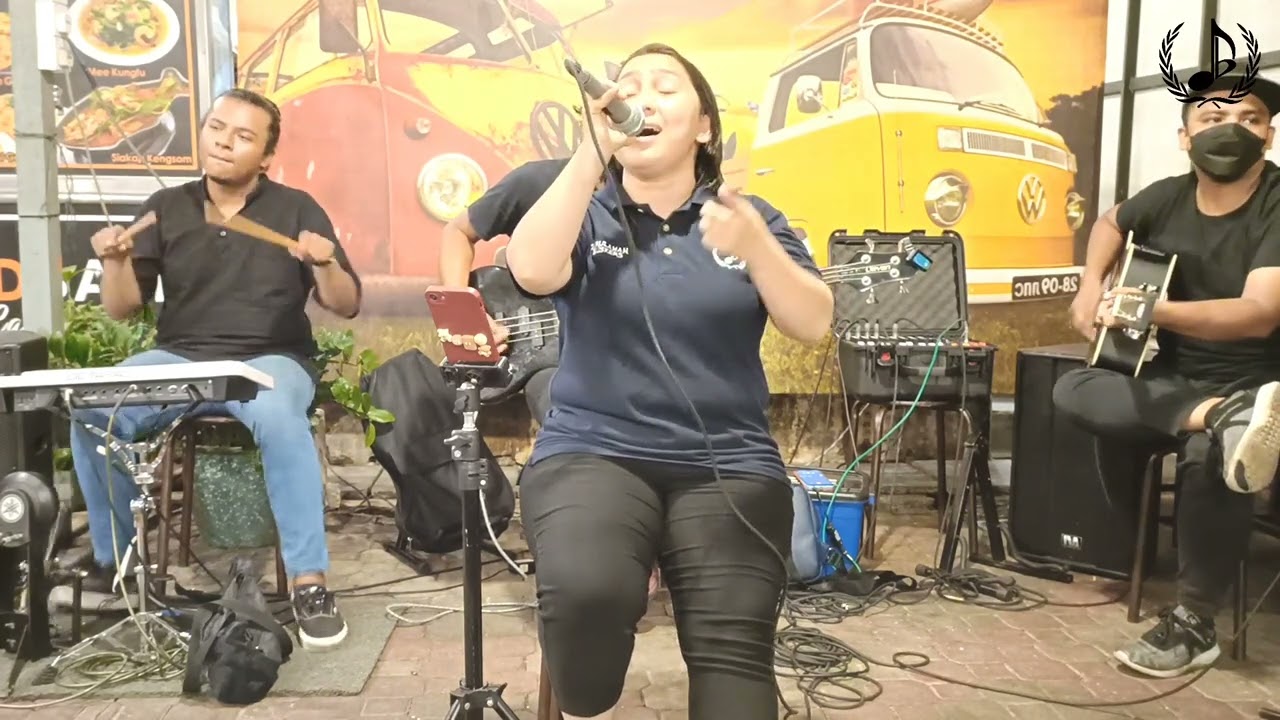 Ada Gajah Di Balik Batu - Wali Band Cover.....