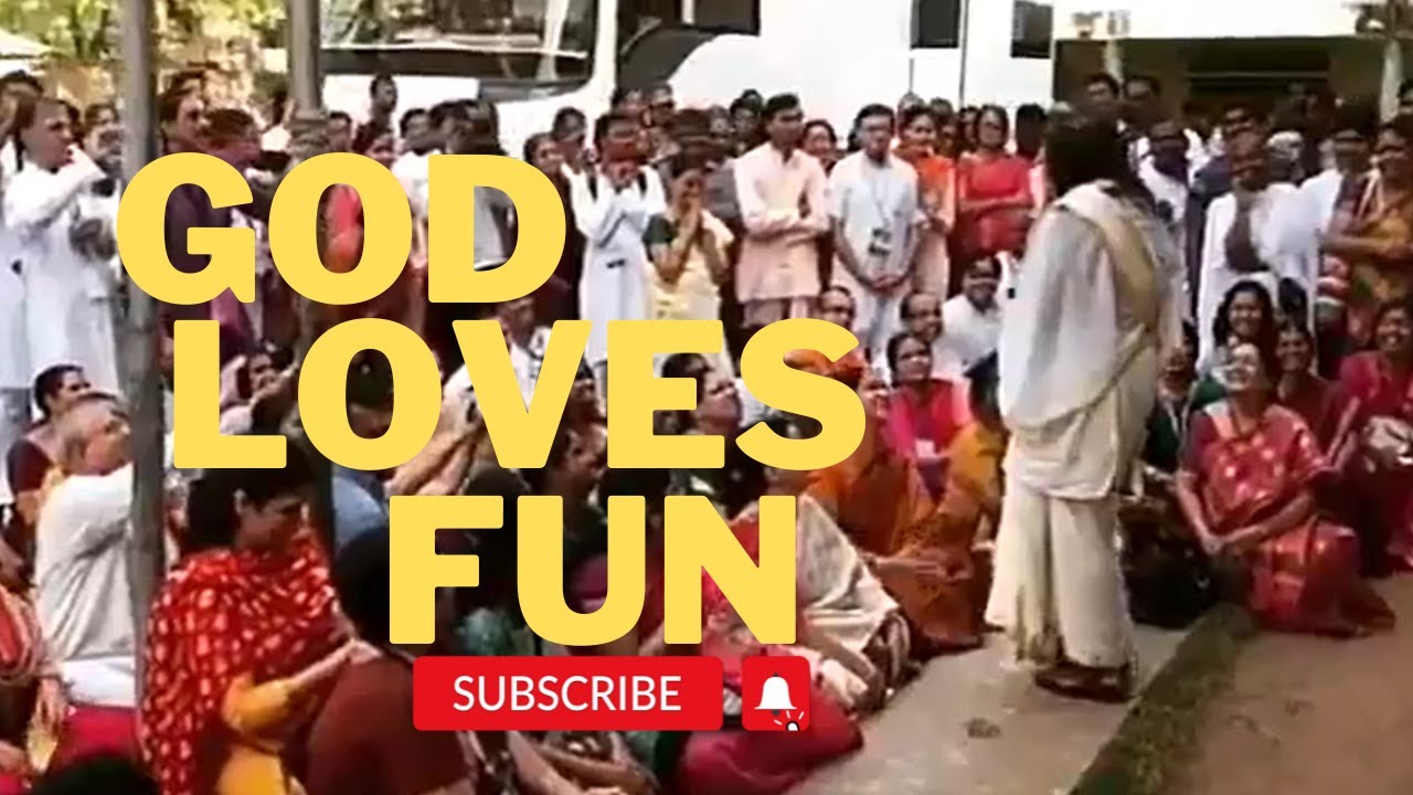 God Loves Fun | Sri Sri Ravi Shankar Gurudev blessings Devotees