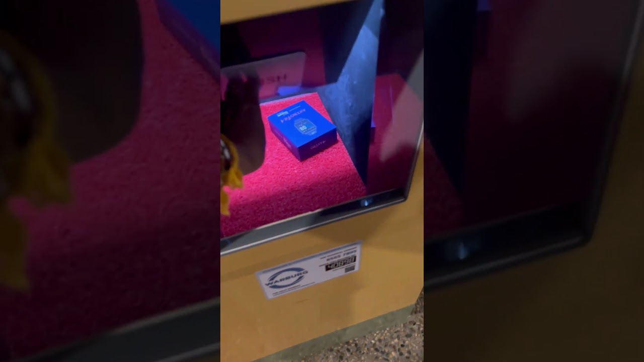 Collecting a new HPB Fitness Tracker (Watch) at vending machine / Healthy365 apps -check eligibility