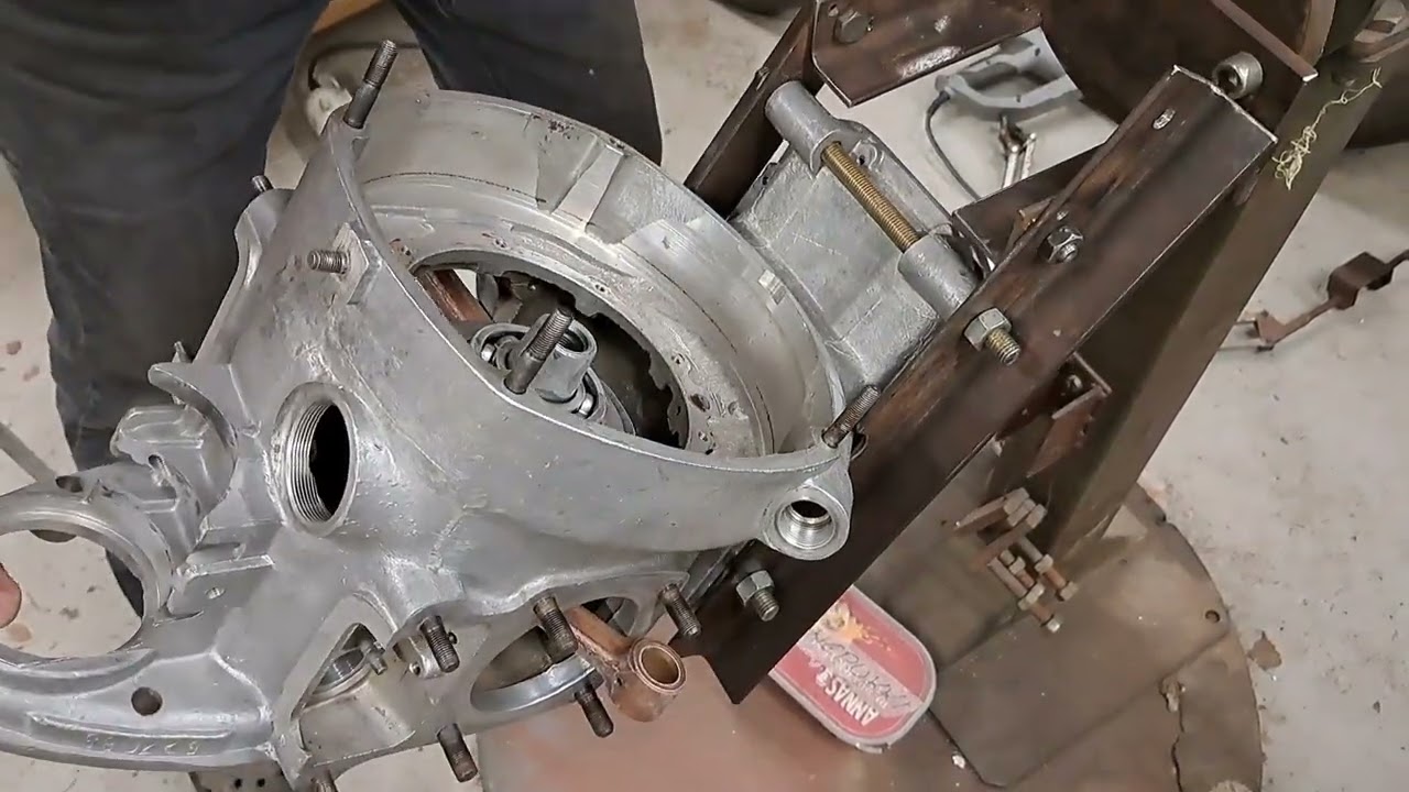 K-750 kampiakselin asennus lohkoon.