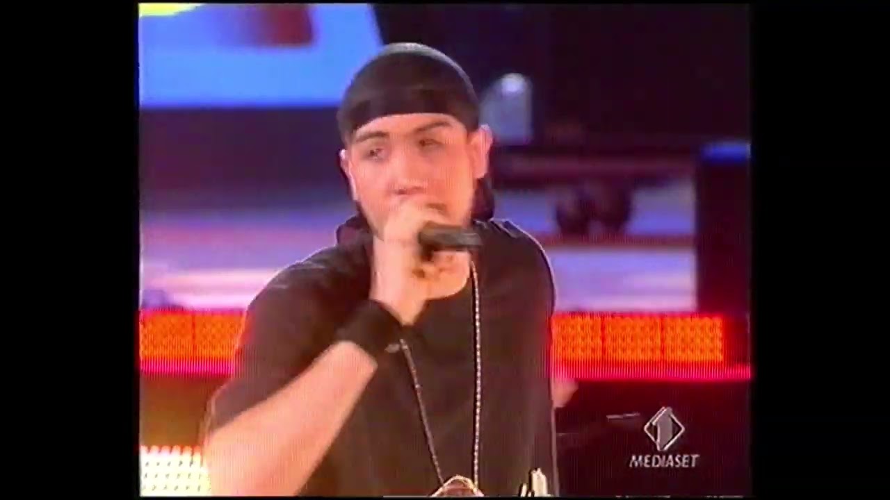 Mondo Marcio - Nessuna Via D'Uscita (1 Finale Del Festivalbar 2006 Verona)