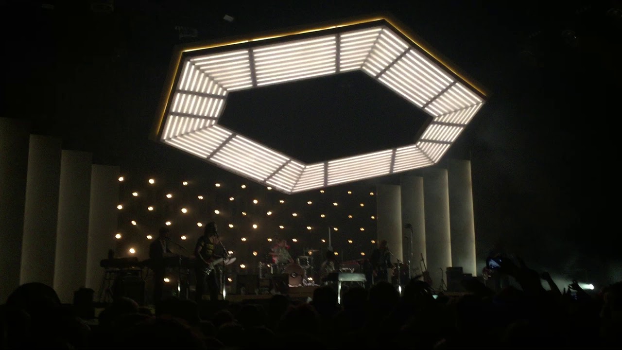Arctic Monkeys - The Jam of Boston/Tranquility Base Hotel & Casino (Live Sheffield Arena 21/09/2018)