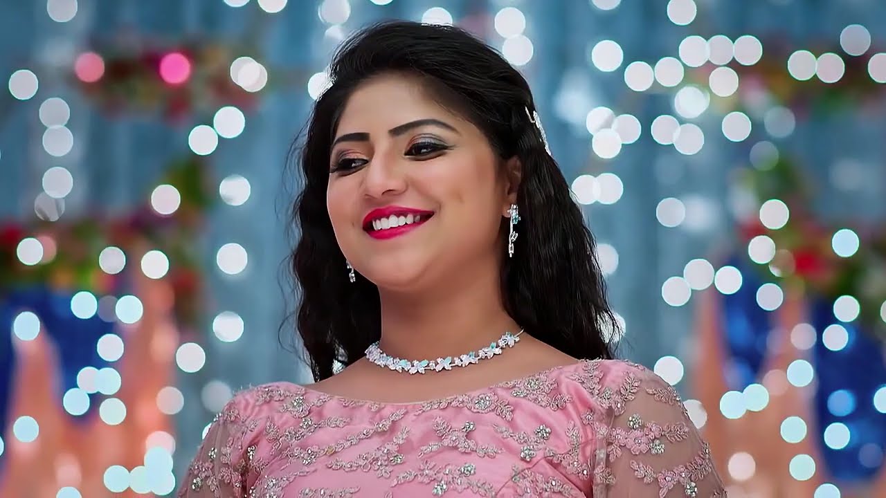 Sumangala Executes Her Plan - Megharagam - Full ep 294 - Zee Keralam - 14-May-204