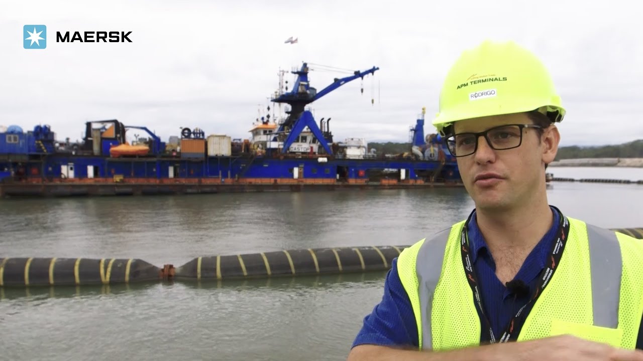 Building a port terminal on an artificial island