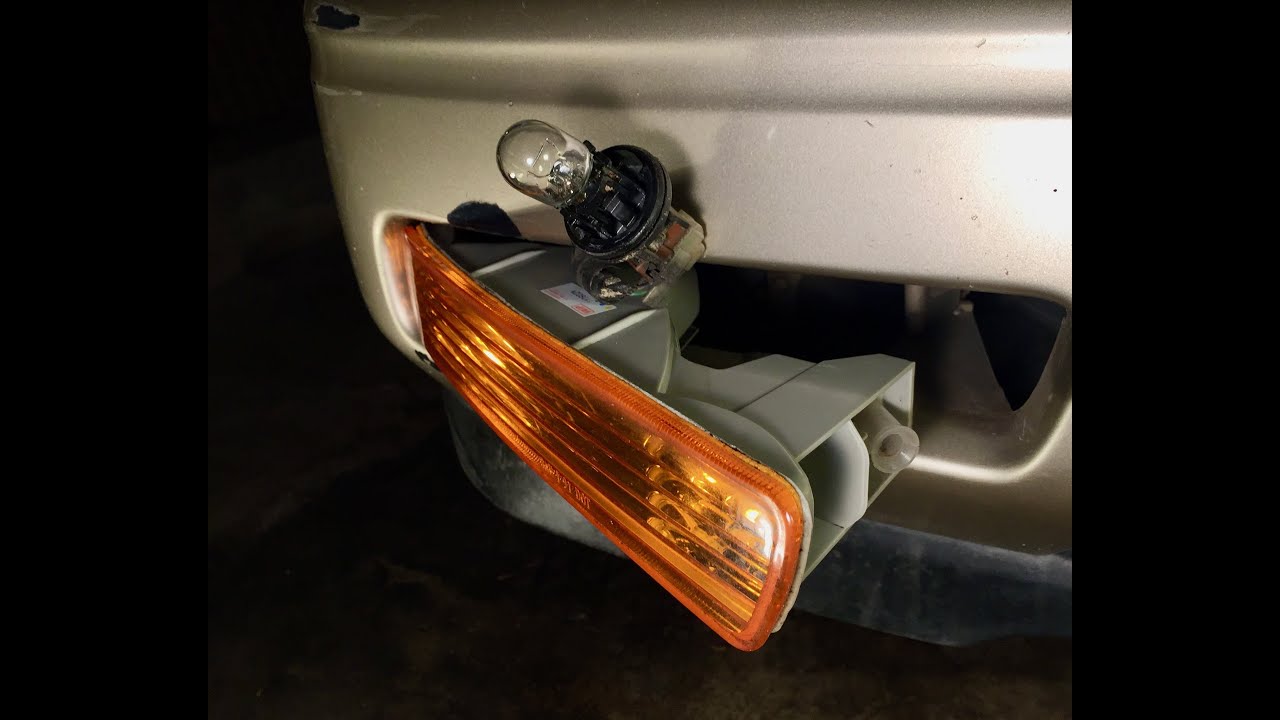 Accord Front Turn Signal Light Repair (Upper/Lower 94-97)