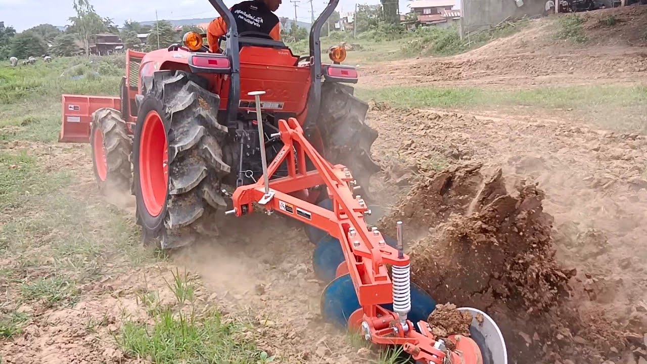 จ่าฝูงพันธุ์ใหม่ ไถผานบุกเบิก L5228