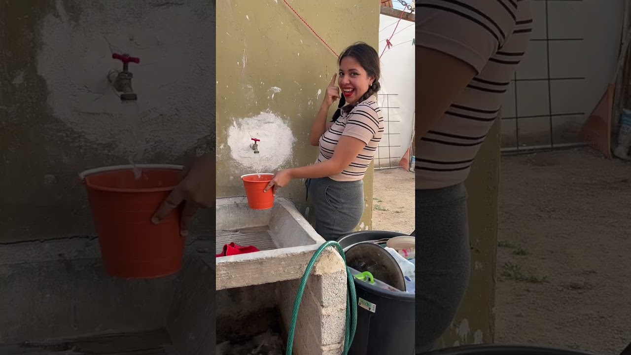 Lavando los trastes que dejé remojando media hora en el bote de la ropa 💦