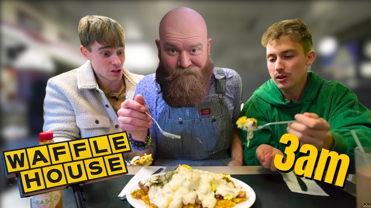 Aussie Reacts to Two Brits at Waffle House for the First Time! 🧇