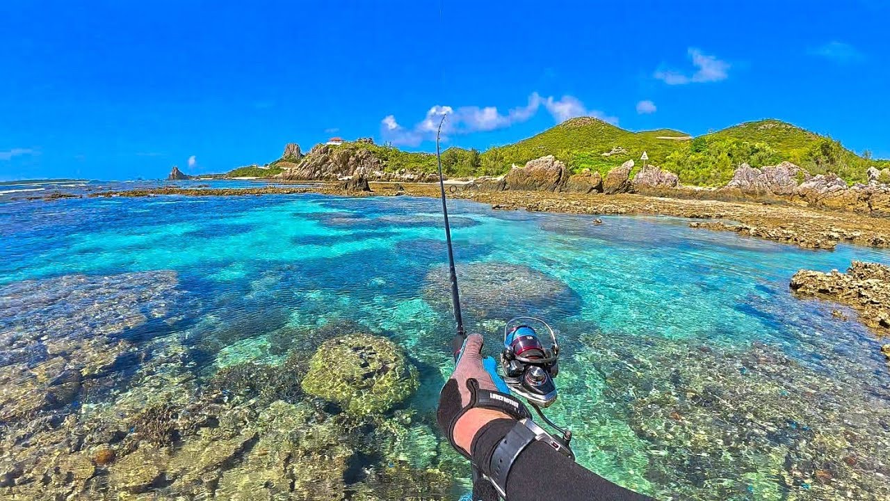 Fishing The Reef Flats - Solo Tropical Island Survival Okinawa