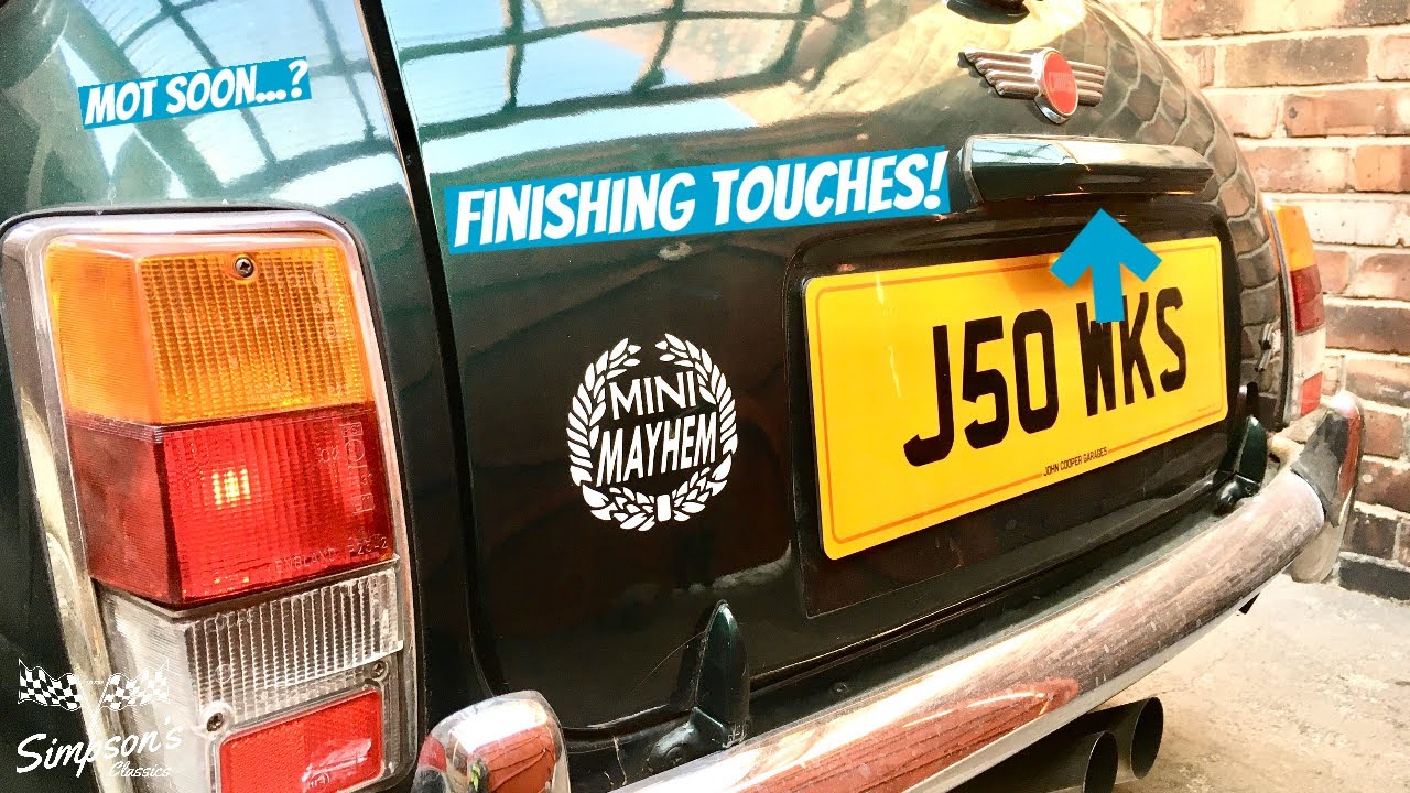 Classic Mini John Cooper Conversion JCW - Painting The Number Plate Lamp