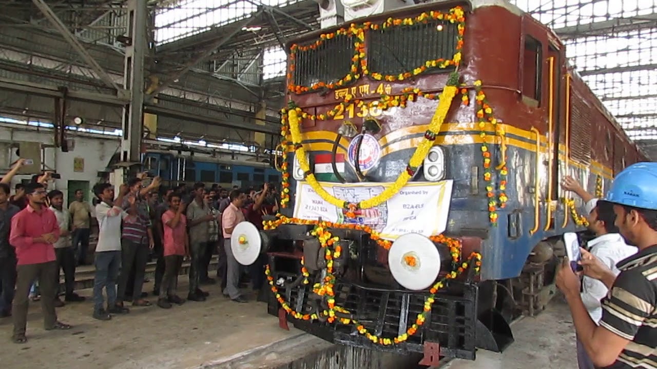 IRFCA FAREWELL TO LAST BZA WAM-4 at ELECTRIC LOCOMOTIVE SHED, Vijayawada!