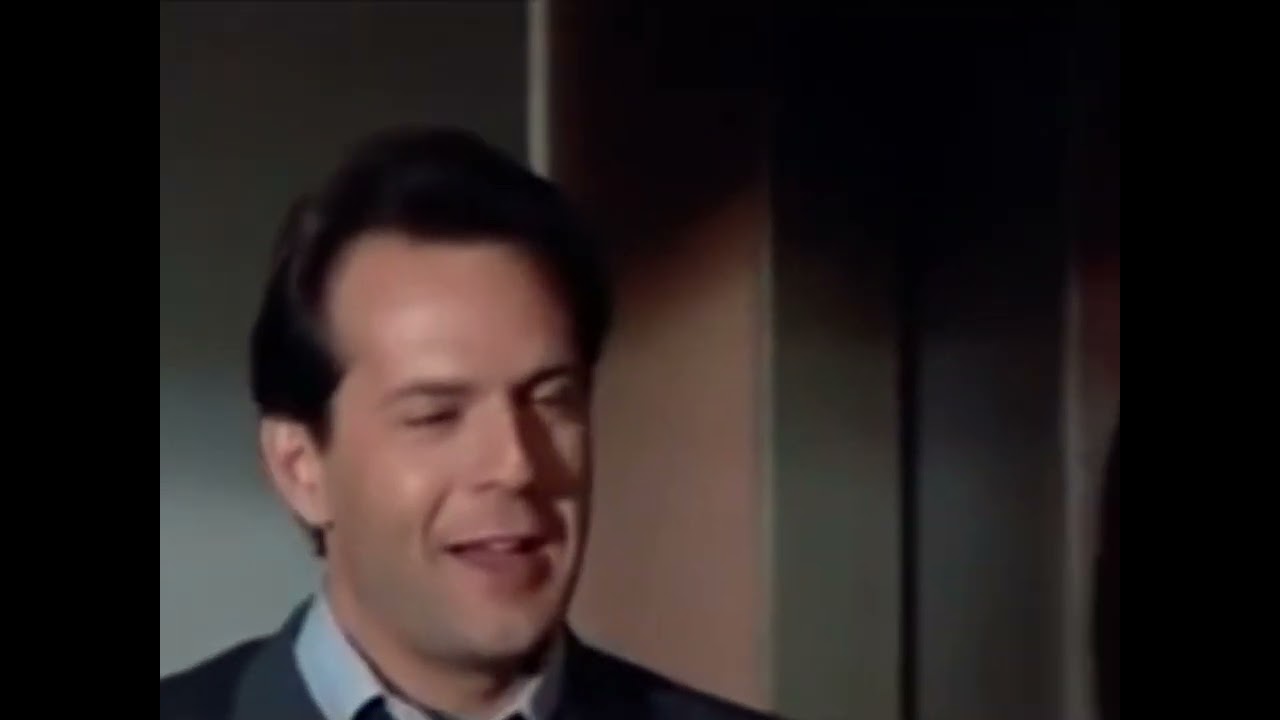 Moonlighting: Face slap