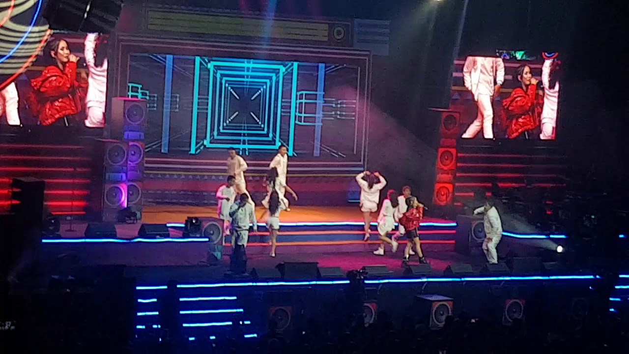 Myx Music Awards 2018 Yeng Constantino performs Pinipigil