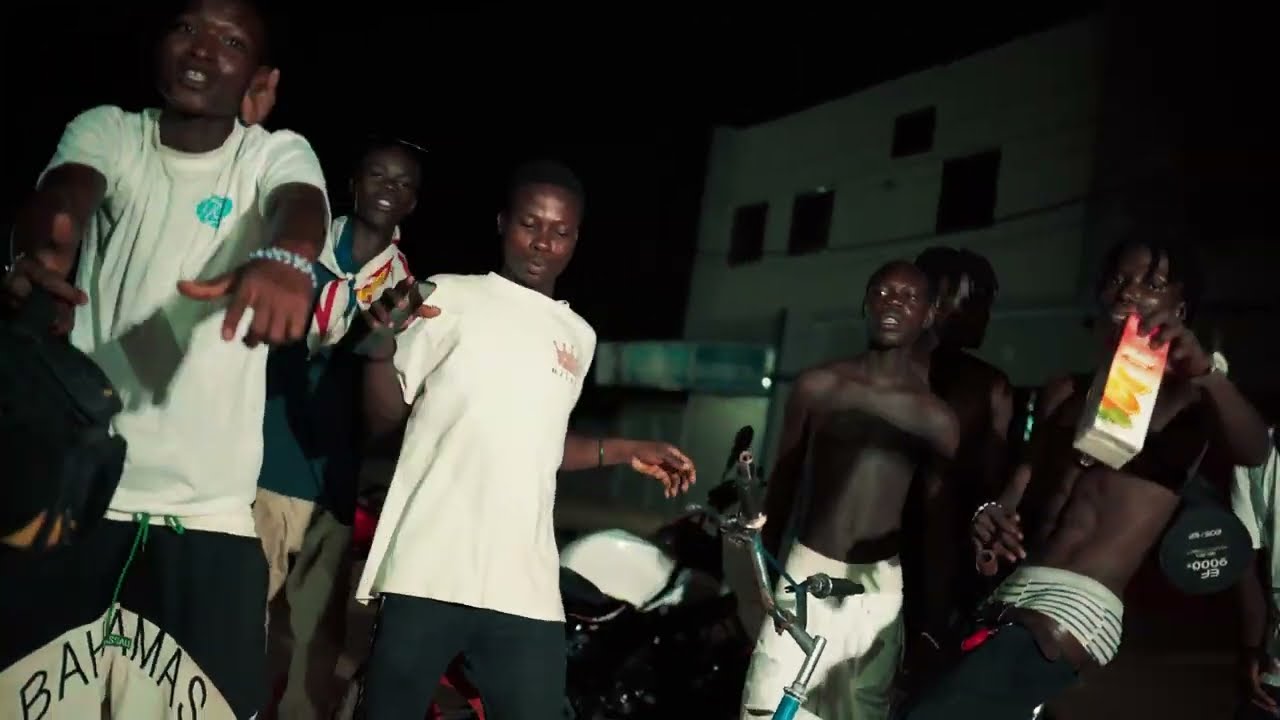 ROMAIN AP_-_ZONDO___(clip_officiel)