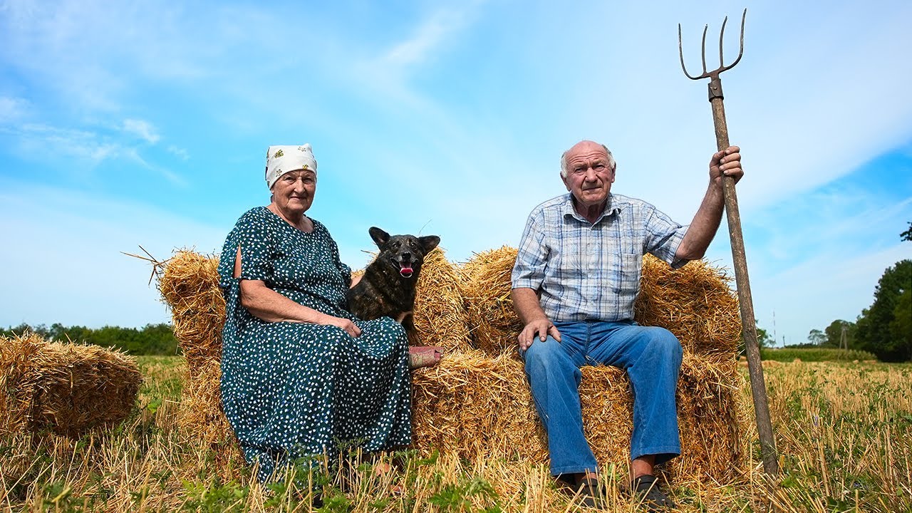 The difficult lonely life of grandparents in a village without civilization