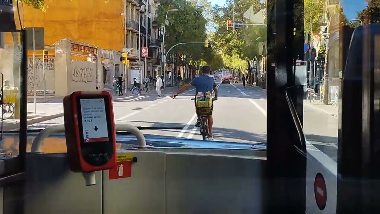 Viaje en el coche 1777 de TMB en la 115