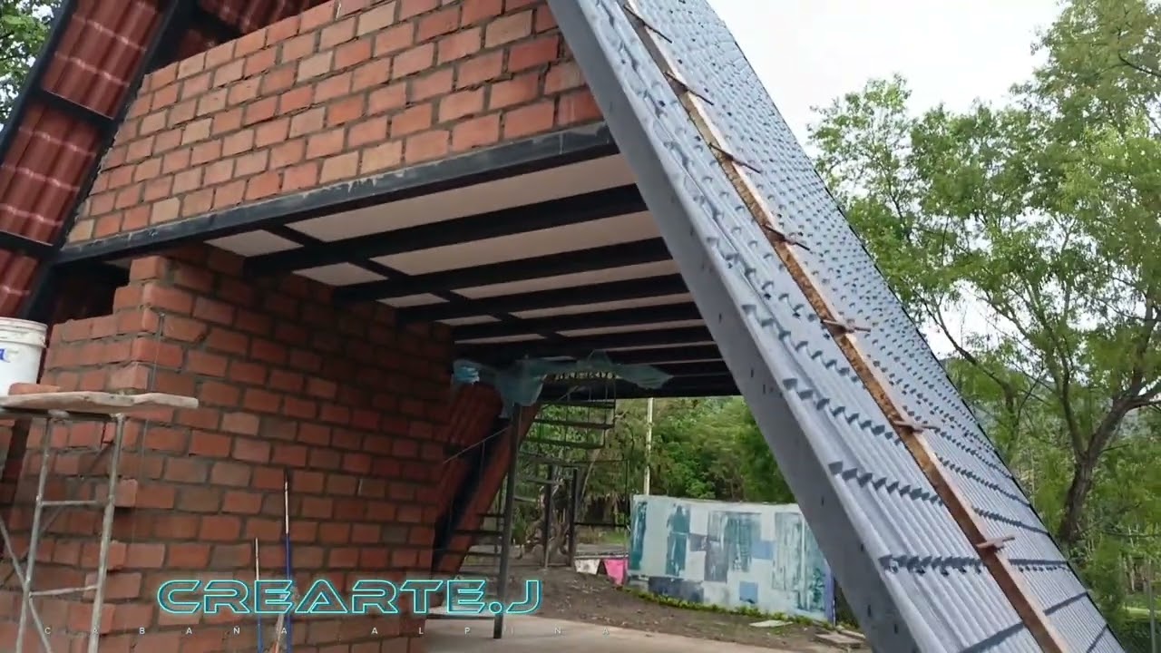 FABRICACIÓN DE UNA CABAÑA ALPINA