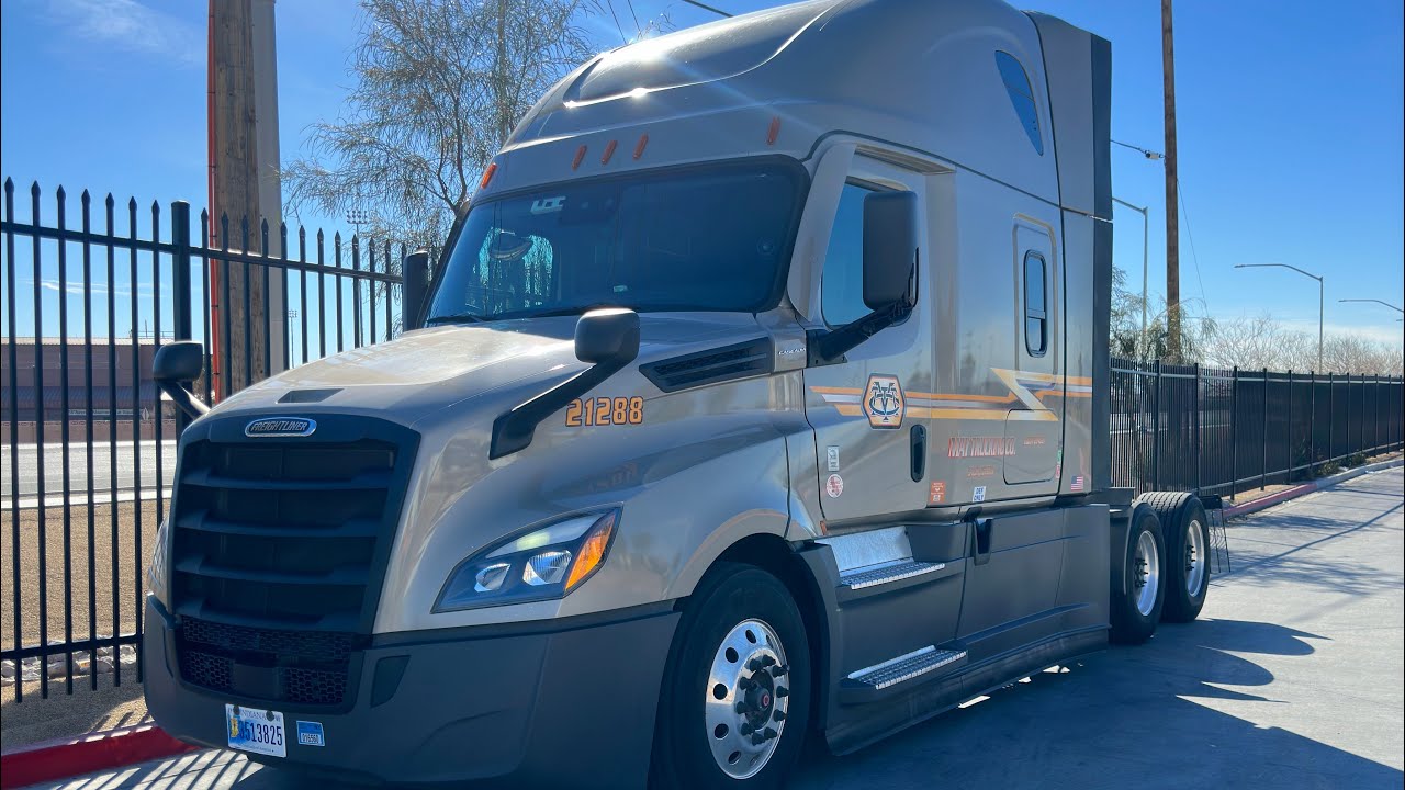 2022 Freightliner Cascadia Truck Tour