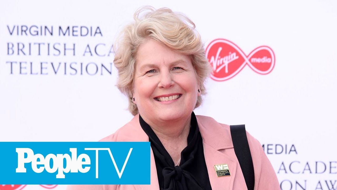 Sandi Toksvig Announces She's Leaving The Great British Baking Show: 'Wish Everyone Well' | PeopleTV
