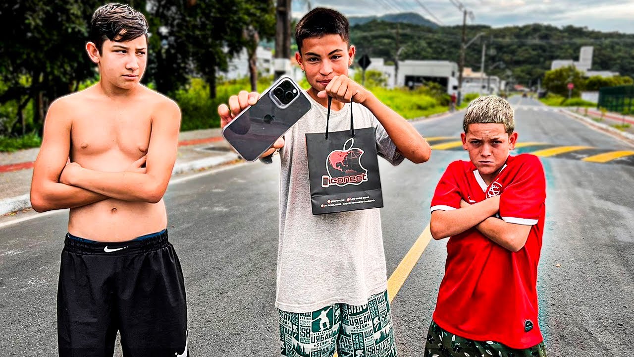 O INDIO GANHOU UM IPHONE, VAI DAR TRETA!