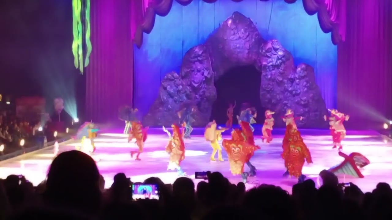 Bajo del Mar - La Sirenita Disney On Ice (Stella Maris Palucci)