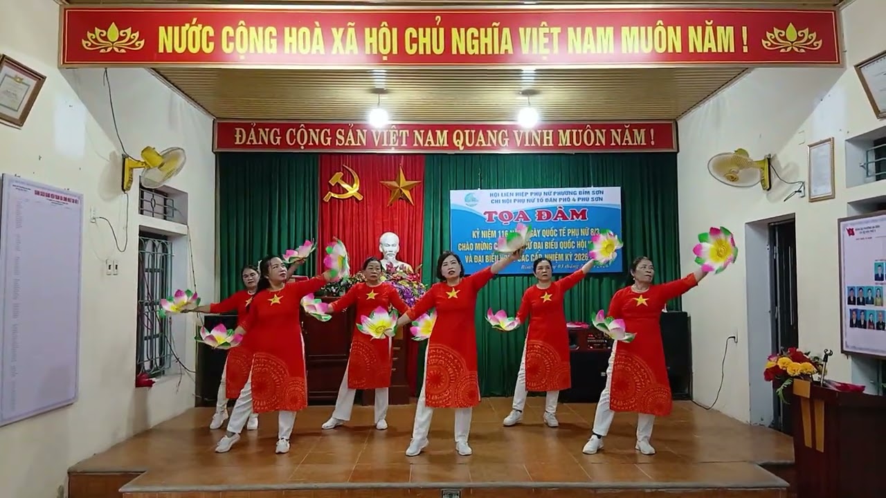 Bài:Đảng đã cho ta một mùa xuân củ clb ba đình
