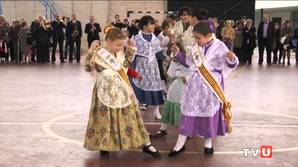 Xerta celebra la festa del Patró, Sant Martí, amb el ball tradicional: La Jota Xertolina