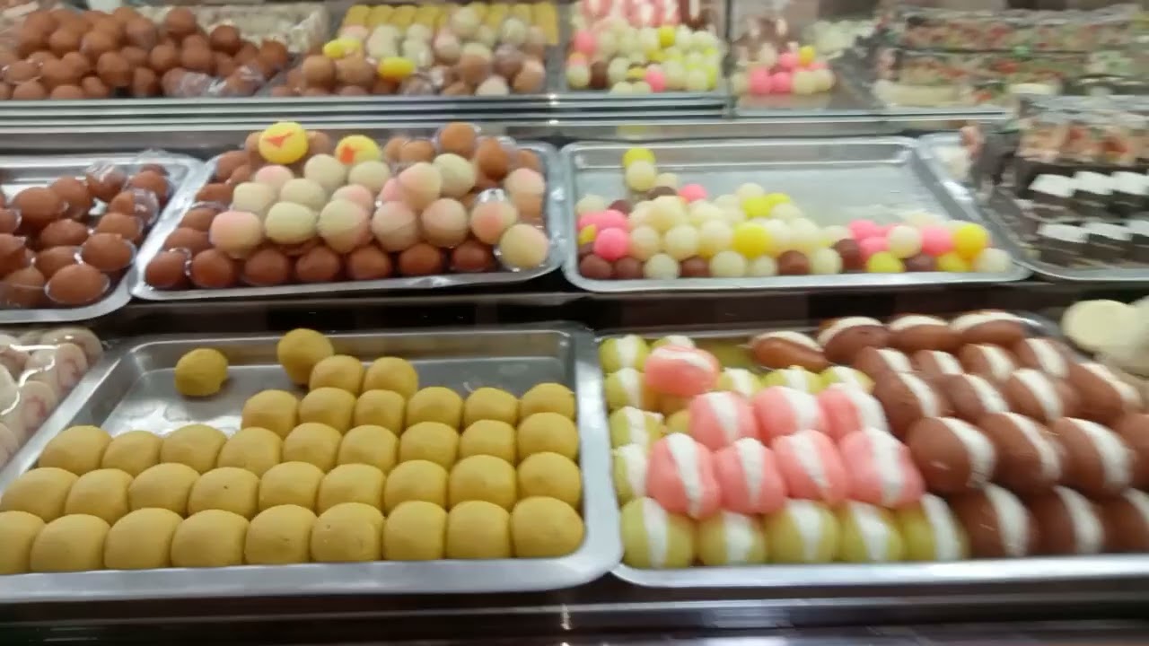 Aj hm gaye Usman sweets🧁