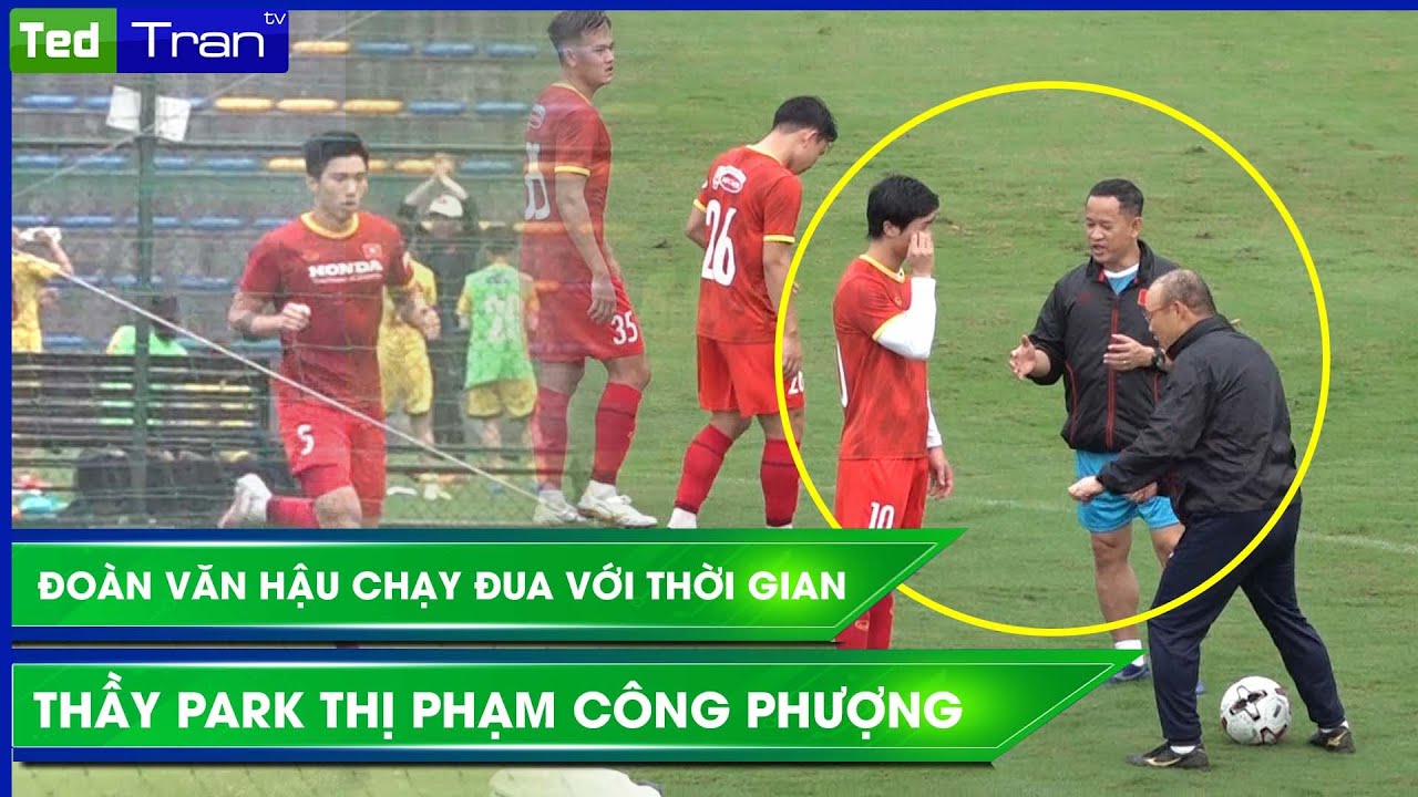 Thầy Park tức tốc dừng buổi tập, thị phạm Công Phượng và cận cảnh Văn Hậu, Trọng Hoàng tập phục hồi