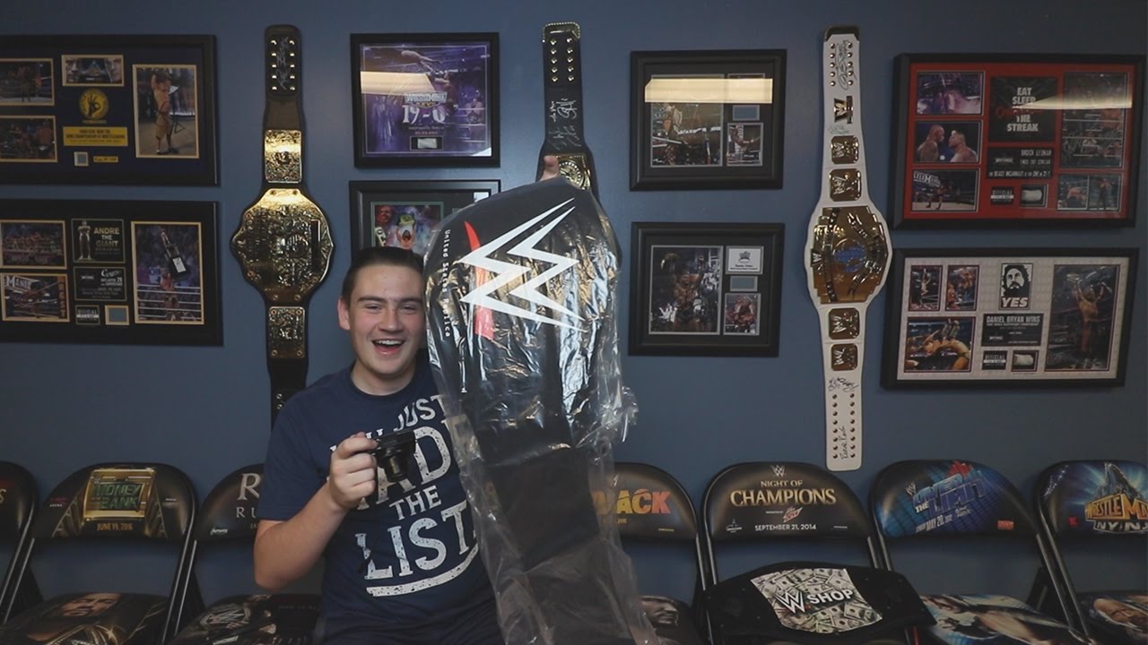WWEShop Unboxing 12/2/16 #WWEShopChamp | Brandon Hodge Unboxing #63